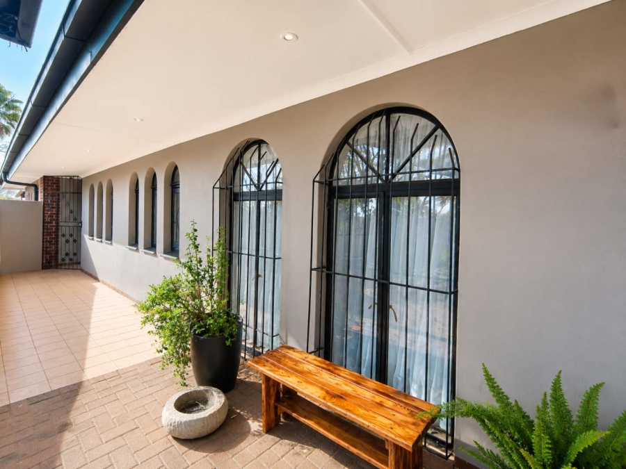 4 Bedroom Property for Sale in Uitsig Free State